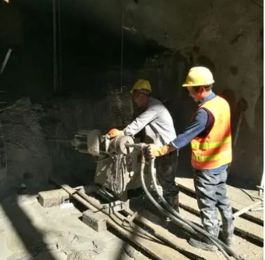 含山水下抗分散灌浆料特点 水下不分散注浆料介绍